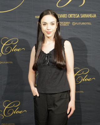 Premiere-de-Drea-y-Cloe-43