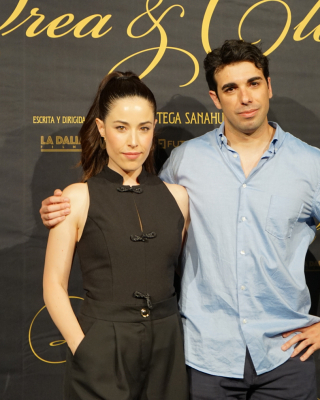 Premiere-de-Drea-y-Cloe-80
