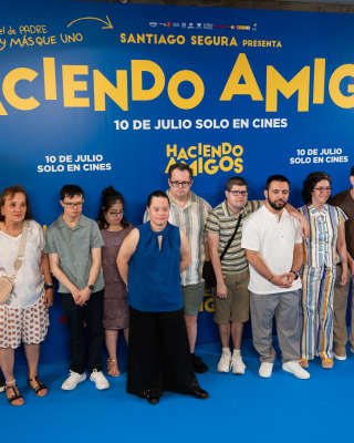 Premiere-de-Haciendo-amigos-27