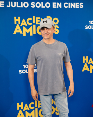 Premiere-de-Haciendo-amigos-55