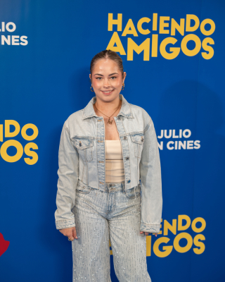 Premiere-de-Haciendo-amigos-58