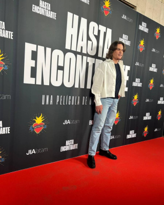 Premiere-de-Hasta-encontrarte-06