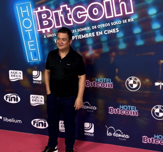 Premiere-de-Hotel-Bitcoin-01