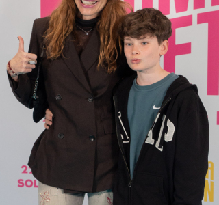 Premiere-de-La-Familia-Beneton-14