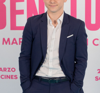 Premiere-de-La-Familia-Beneton-60