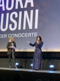 Premiere-de-Laura-Pausini-Un-placer-conocerte-27