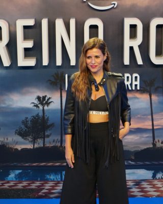 Premiere-de-Reina-Roja-Loba-Negra-37
