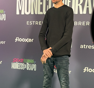 Premiere-de-Sexo-famososo-y-munecos-de-trapo-15