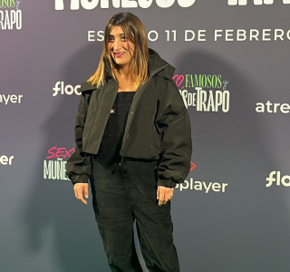 Premiere-de-Sexo-famososo-y-munecos-de-trapo-18