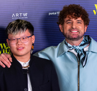 Premiere-de-Warhol-Vijande-Mas-que-Pistolas-Cuchillos-y-Cruces-23