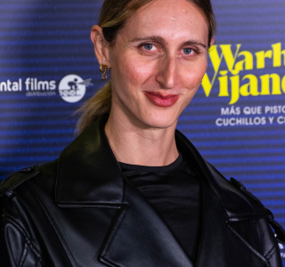 Premiere-de-Warhol-Vijande-Mas-que-Pistolas-Cuchillos-y-Cruces-38