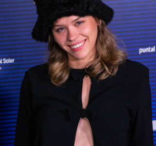 Premiere-de-Warhol-Vijande-Mas-que-Pistolas-Cuchillos-y-Cruces-49