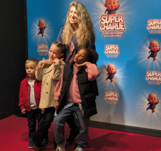 Premiere-familiar-de-Super-Charlie-36