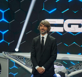 Presentacion-de-Caiga-Quien-Caiga-02