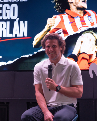 Presentacion-de-El-ascenso-de-Diego-Forlan-08