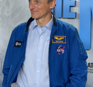 Presentacion-de-Fly-me-to-the-moon-35