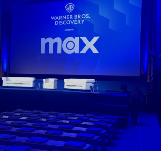 Presentacion-en-Espana-de-Max-01