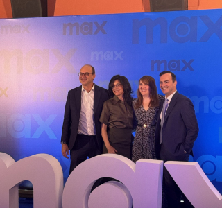 Presentacion-en-Espana-de-Max-14
