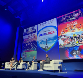 Presentacion-en-Espana-de-Max-26