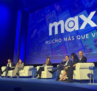 Presentacion-en-Espana-de-Max-27