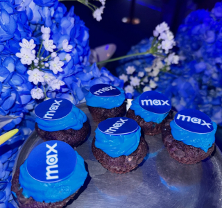 Presentacion-en-Espana-de-Max-29