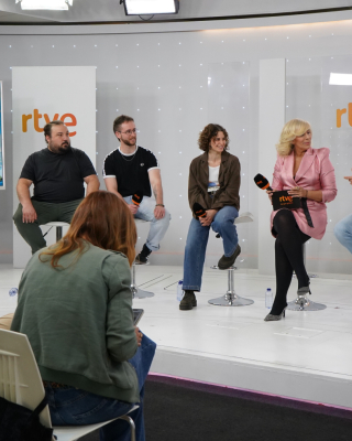 RTVE-presenta-‘Se-nos-ha-ido-de-las-manos-‘En-Portada-y-‘Para-entrar-a-vivir-03