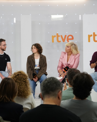 RTVE-presenta-‘Se-nos-ha-ido-de-las-manos-‘En-Portada-y-‘Para-entrar-a-vivir-04