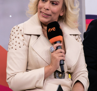 RTVE-reune-a-los-presentadores-del-Benidorm-Fest-2026-02
