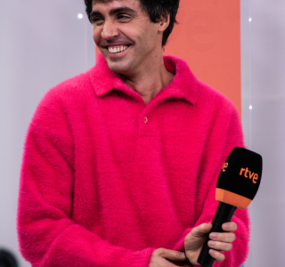 RTVE-reune-a-los-presentadores-del-Benidorm-Fest-2026-04