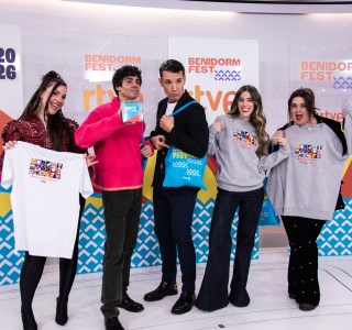 RTVE-reune-a-los-presentadores-del-Benidorm-Fest-2026-28