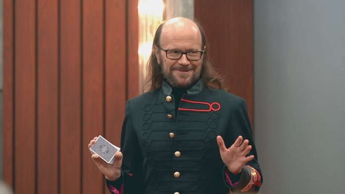 LOL: Si te ríes pierdes - Prime Video LOL: Si te ríes pierdes - Prime Video