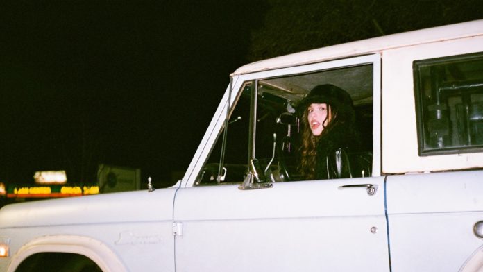Olivia Rodrigo: driving home 2 u (A Sour Film) - Disney+
