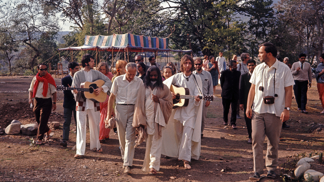 The Beatles y la India - Sherlock Films