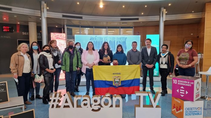 Presentación Cómo tú por aquí 01