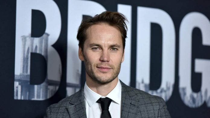 Taylor Kitsch - Netflix