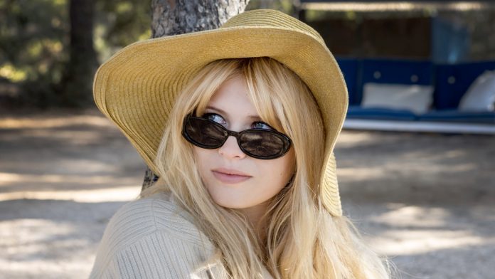Bardot - AMC