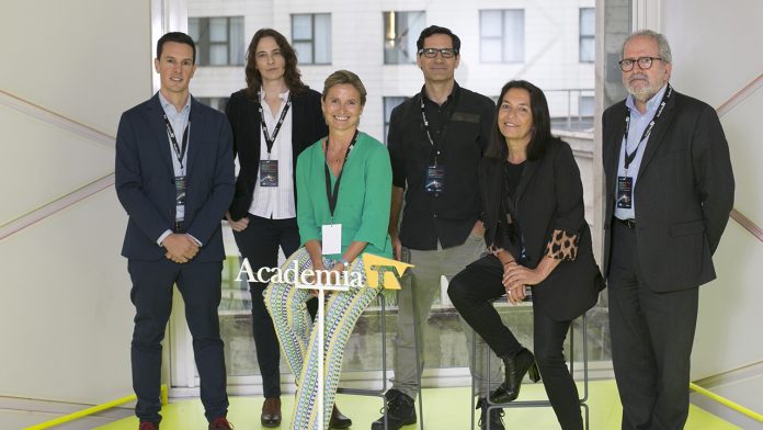 Academia de TV - IA