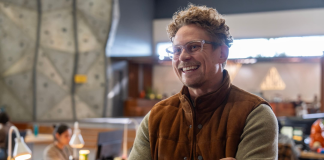 La serie revelación de AMC+, «The Audacity», ya está disponible al completo