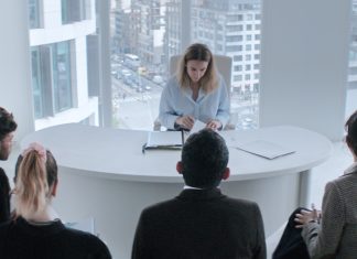 Filmin estrena «Yo te creo», un drama judicial premiado en Berlín y Sevilla