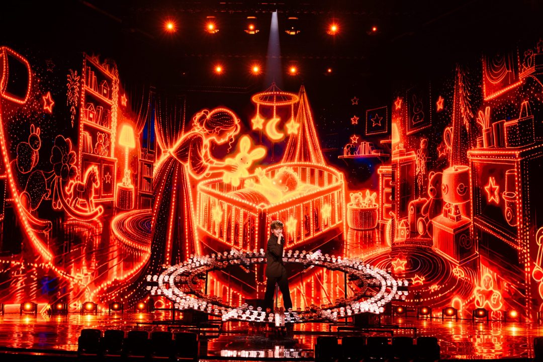 Lucas Paulano en uno de sus ensayos para Eurovisión Junior 2026 // Imagen: © EBU / Corinne Cumming